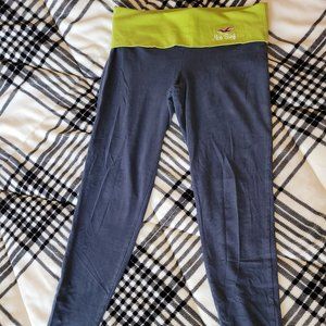 Hollister navy and green yoga pants size Medium